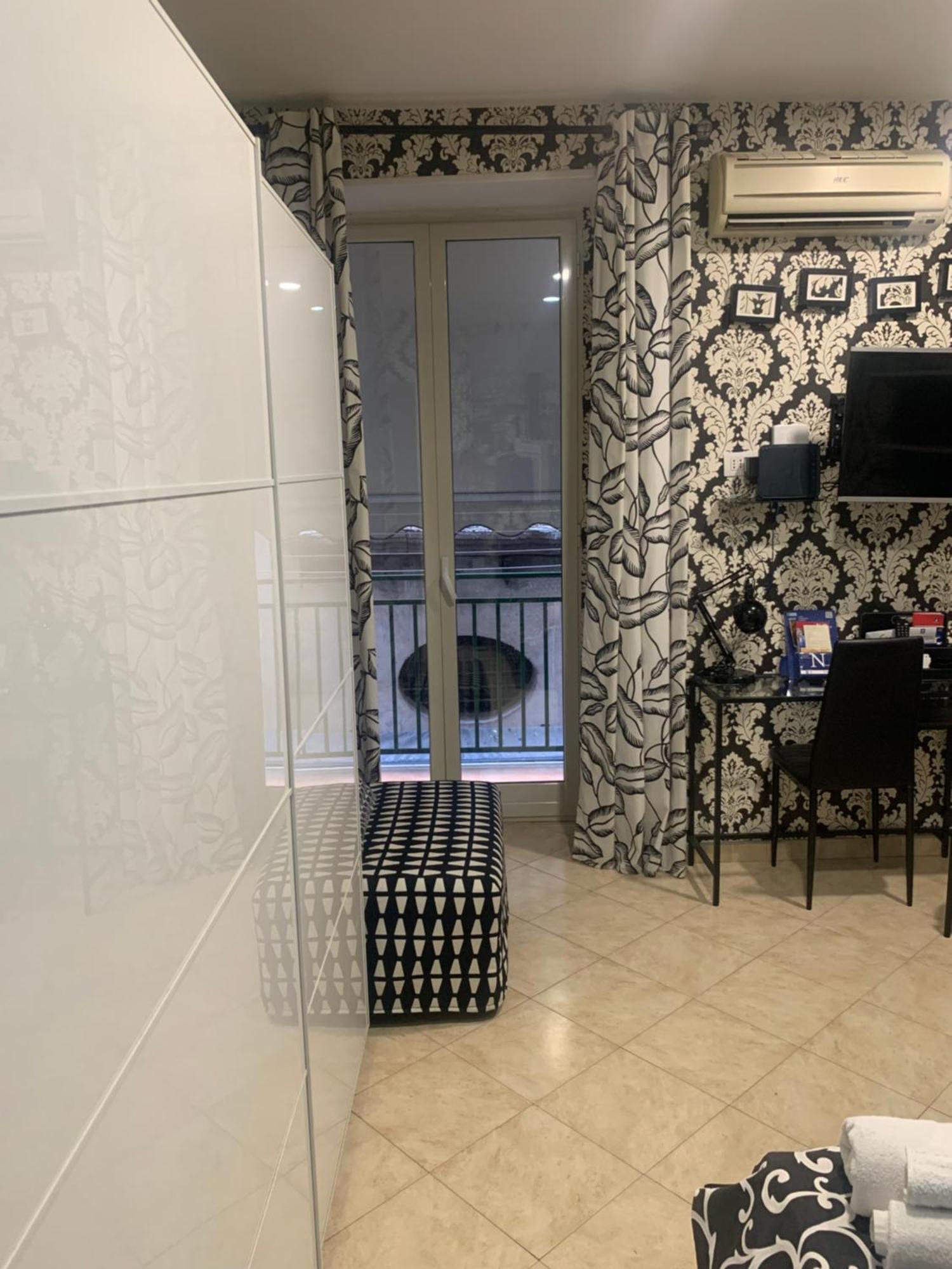 Appartamento Casa Dalia Napoli Esterno foto