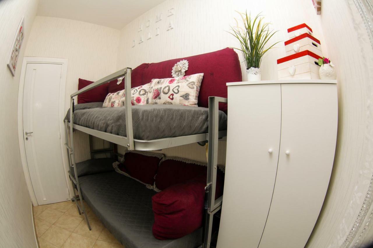 Appartamento Casa Dalia Napoli Esterno foto