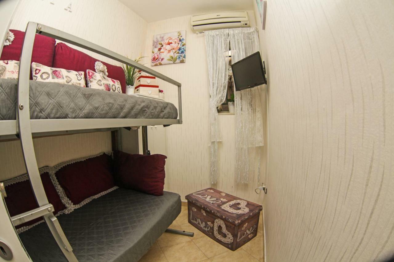 Appartamento Casa Dalia Napoli Esterno foto